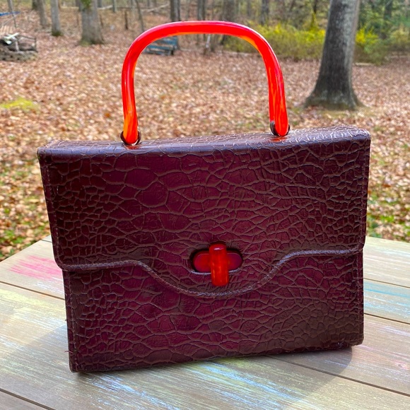 Vintage Handbags - Vintage 1950’s Bobbie Jerome Brown  Faux handbag with Bakelite handle and clasp